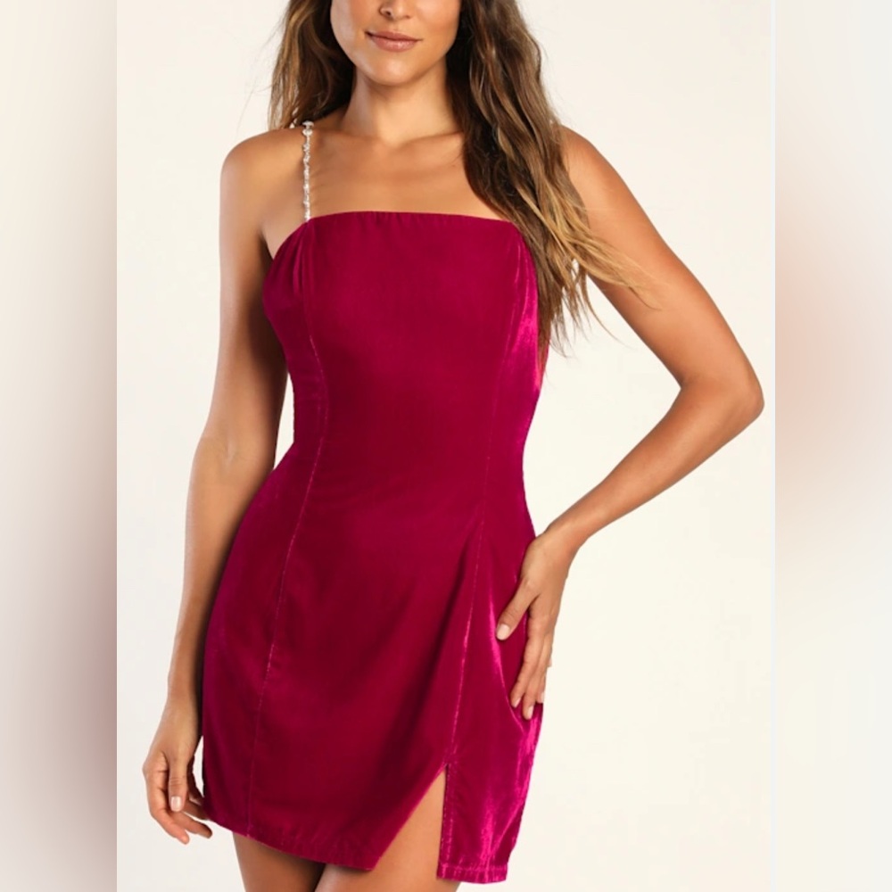 NWT Lulu's Fuchsia Rhinestone Strap Velvet Mini Dress - XS‎